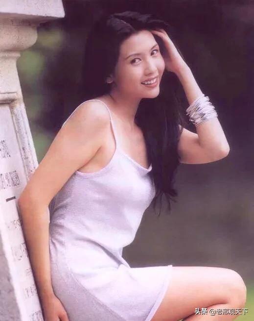 「港圈十大“*星艳**”之①」_____“性感*物尤**”邱淑贞之瓜