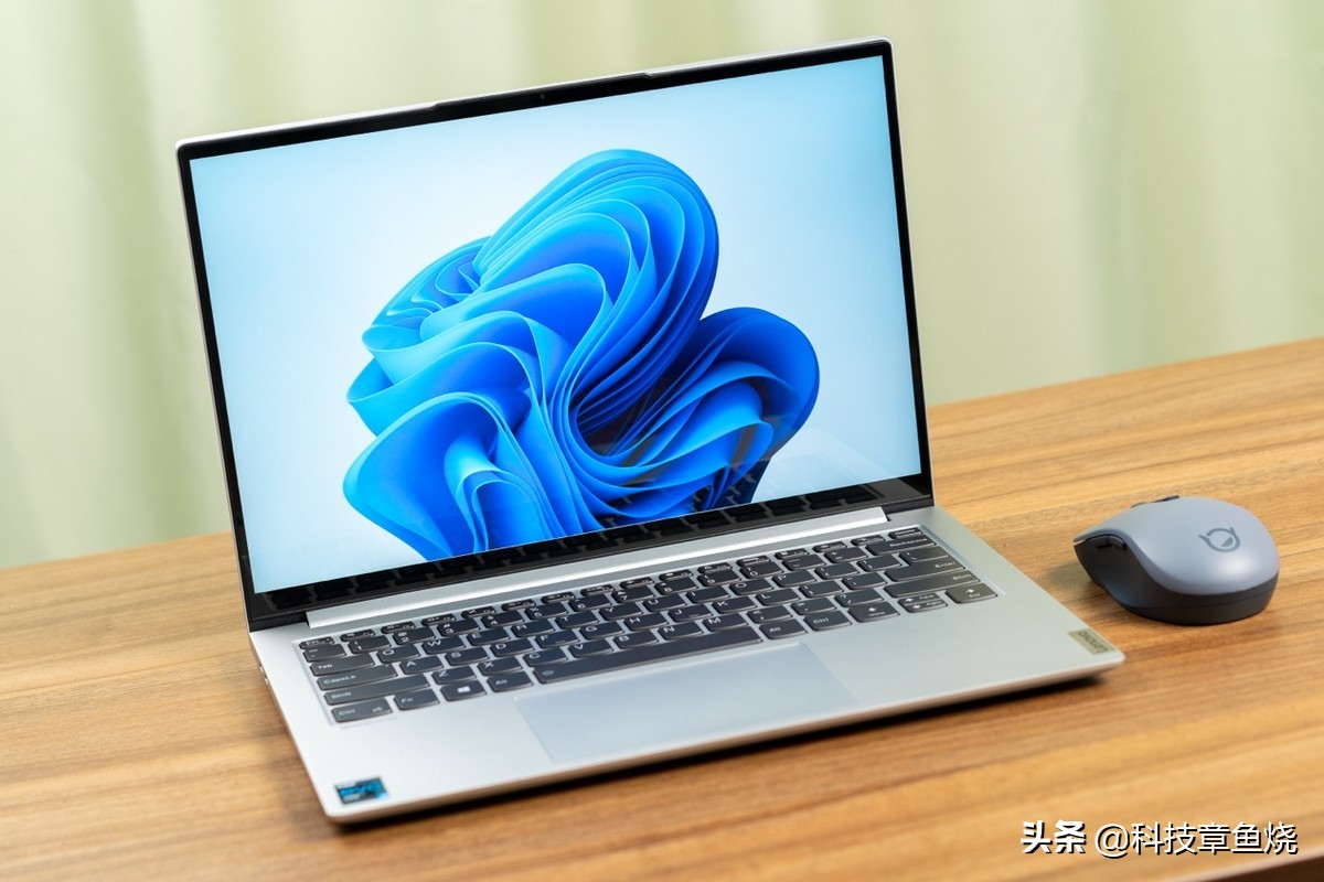 小新pro14能外接2k144hz显示屏吗,小新pro14适合什么专业