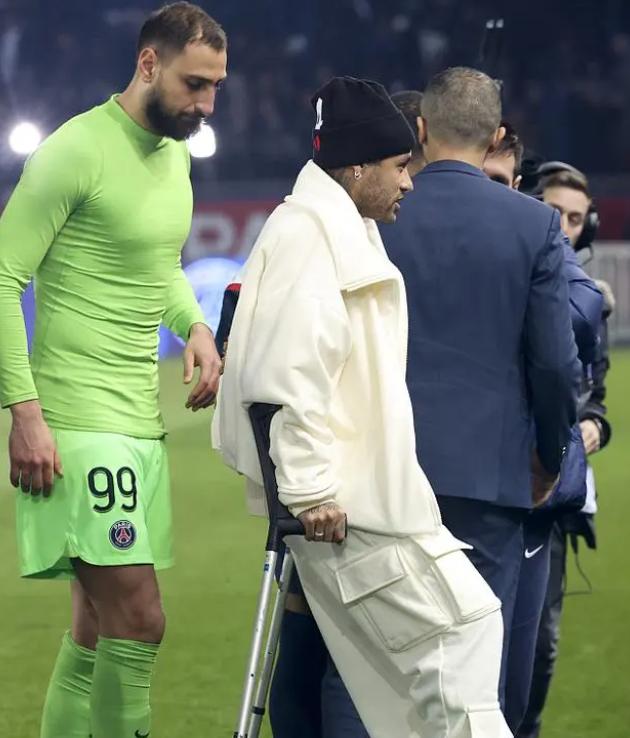 恭喜内马尔！巴黎官宣，状态神勇3下家验货，可冲欧冠不等梅西了