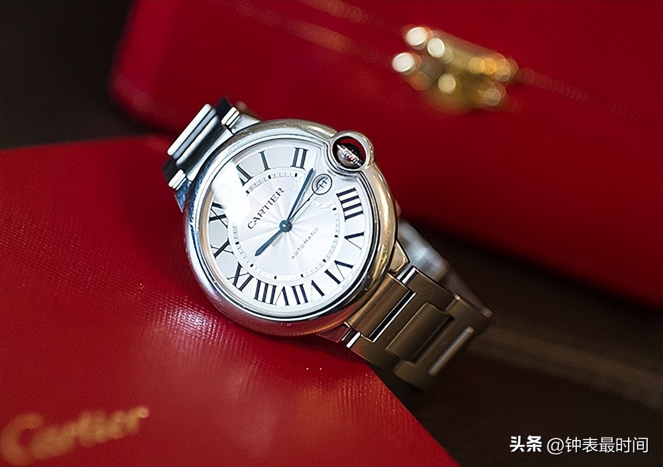 卡地亚蓝气球腕表情人节,卡地亚关于蓝气球腕表故事