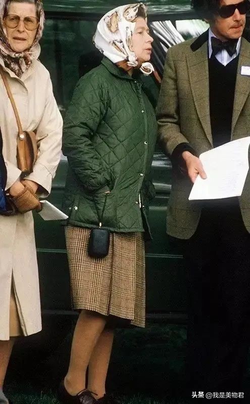 一降温就有新衣服,一降温就收到羽绒服