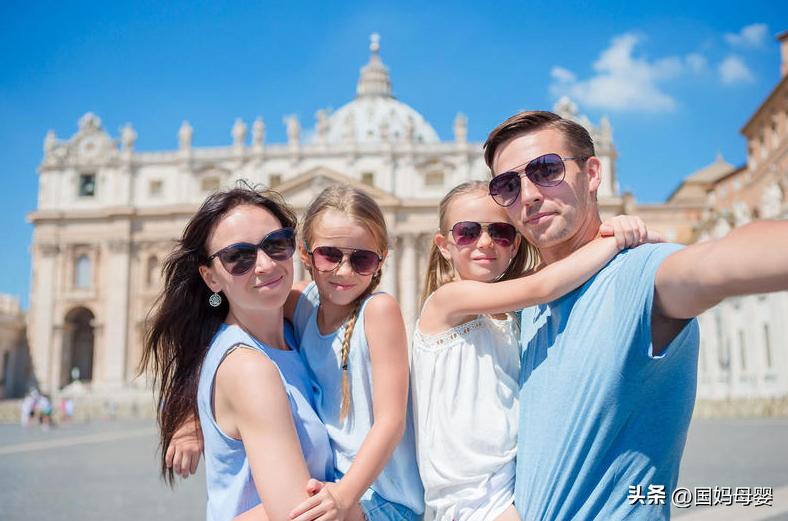 爸妈的三观藏着孩子的命运,父母的言行是孩子眼中的三观