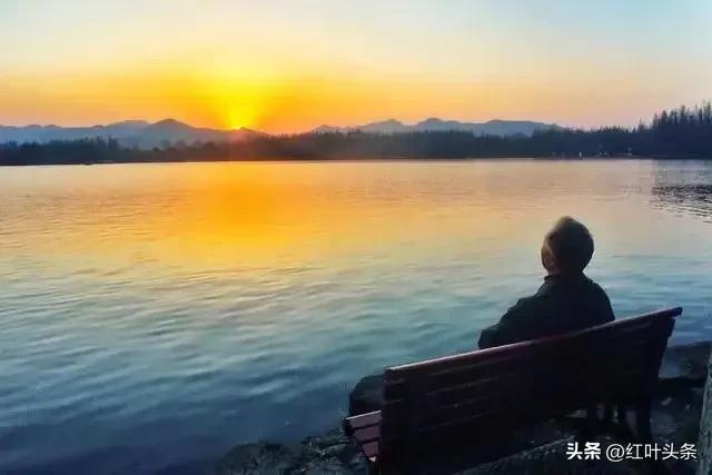 贾锡信先生《过山海关》诗赏析