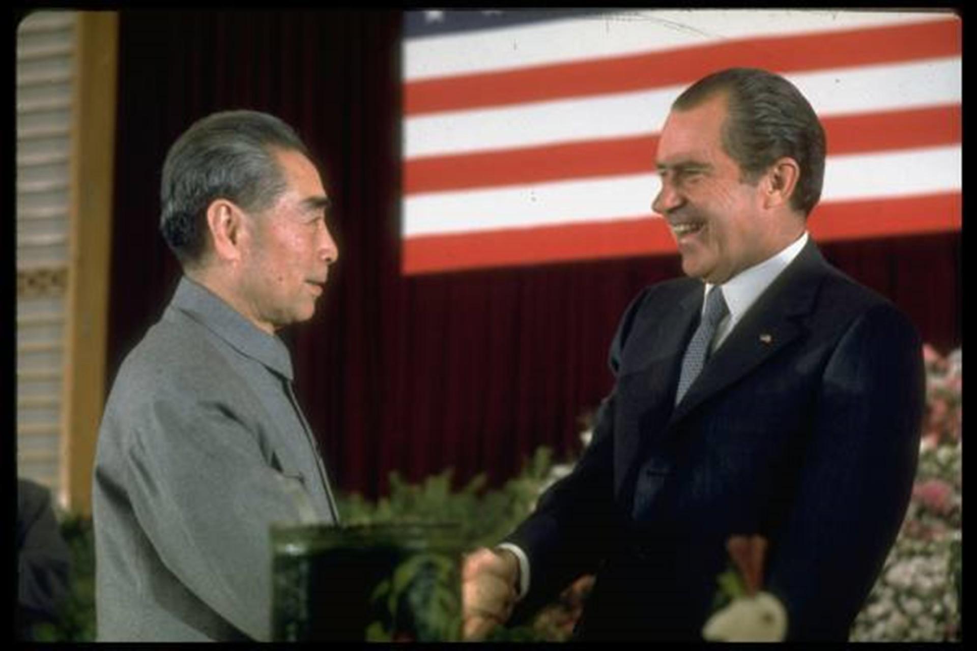 尼克松为何点名要看39军？周总理感觉奇怪，毛主席：他还是不服气