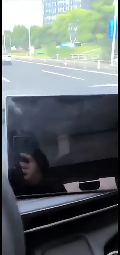 长安深蓝sl03在车里怎么关,长安深蓝sl03靠近车辆自动解锁