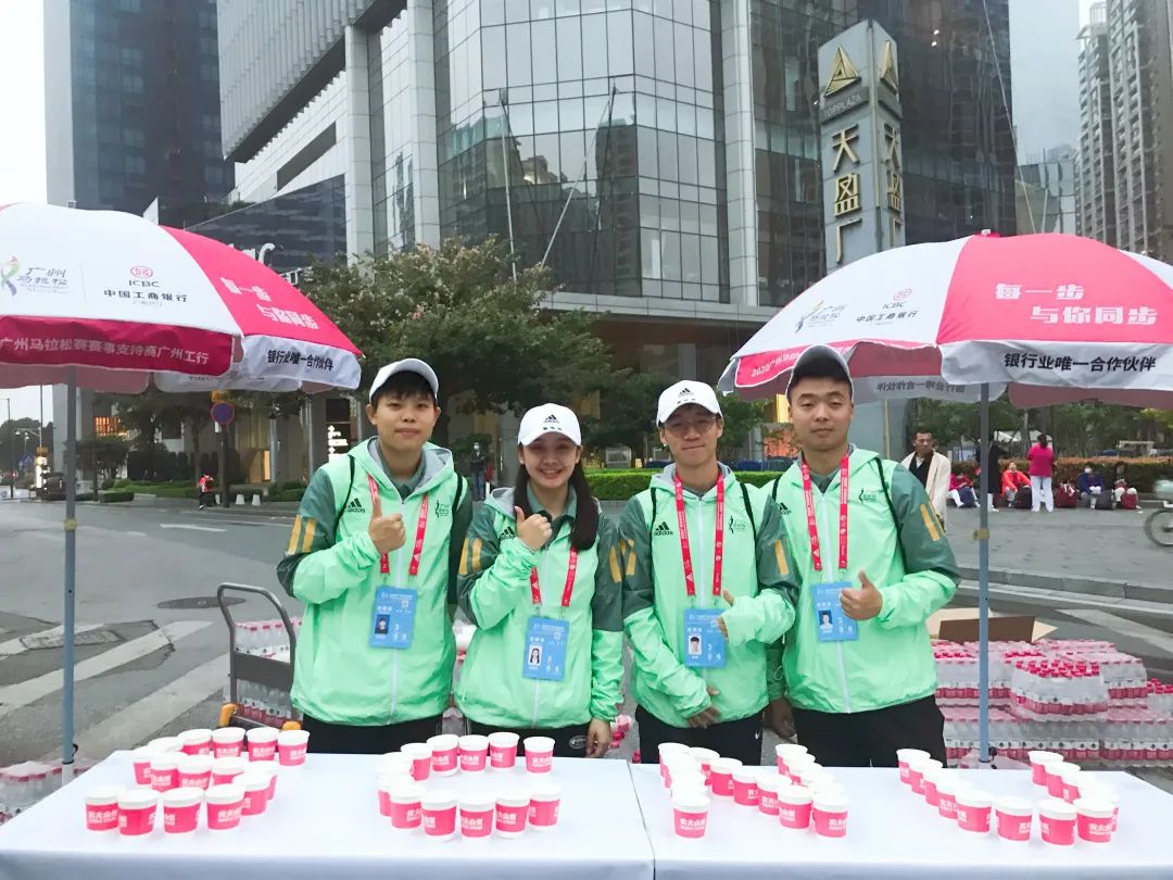 乾坤未定你我皆是黑马毕业典礼,毕业生演讲乾坤未定你我皆是黑马