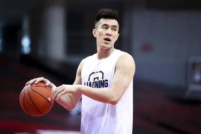 攻防兼备控球后卫,攻防一体的控球后卫