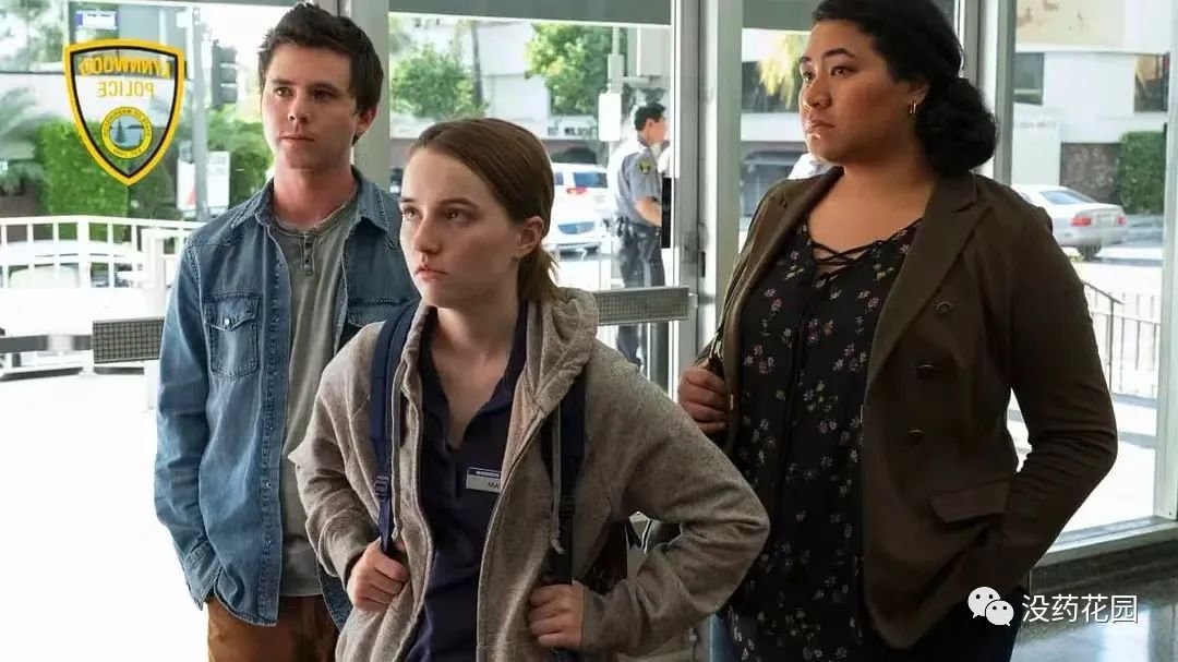 18岁美国少女谎报遭遇强奸被起诉，两年后破获连环强奸案与她有关