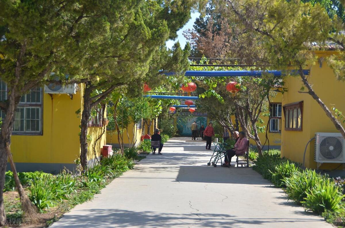 离婚后居住权纠纷怎么解决,居住权的法律效力有哪些