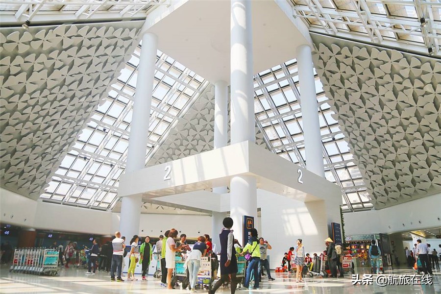 飞机票在哪里才会有折扣,飞机票买往返票是不是便宜些