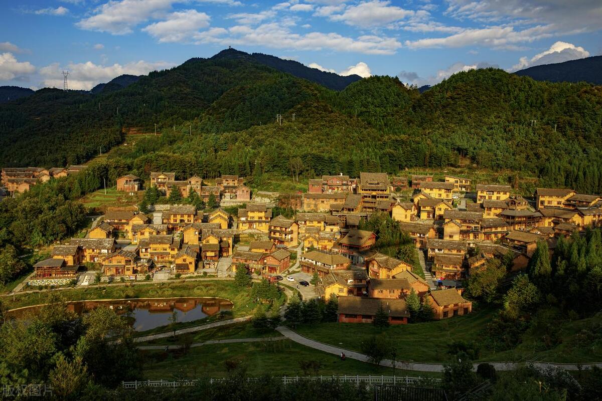 贵州借了多少地方债,中国信达与贵州省债务