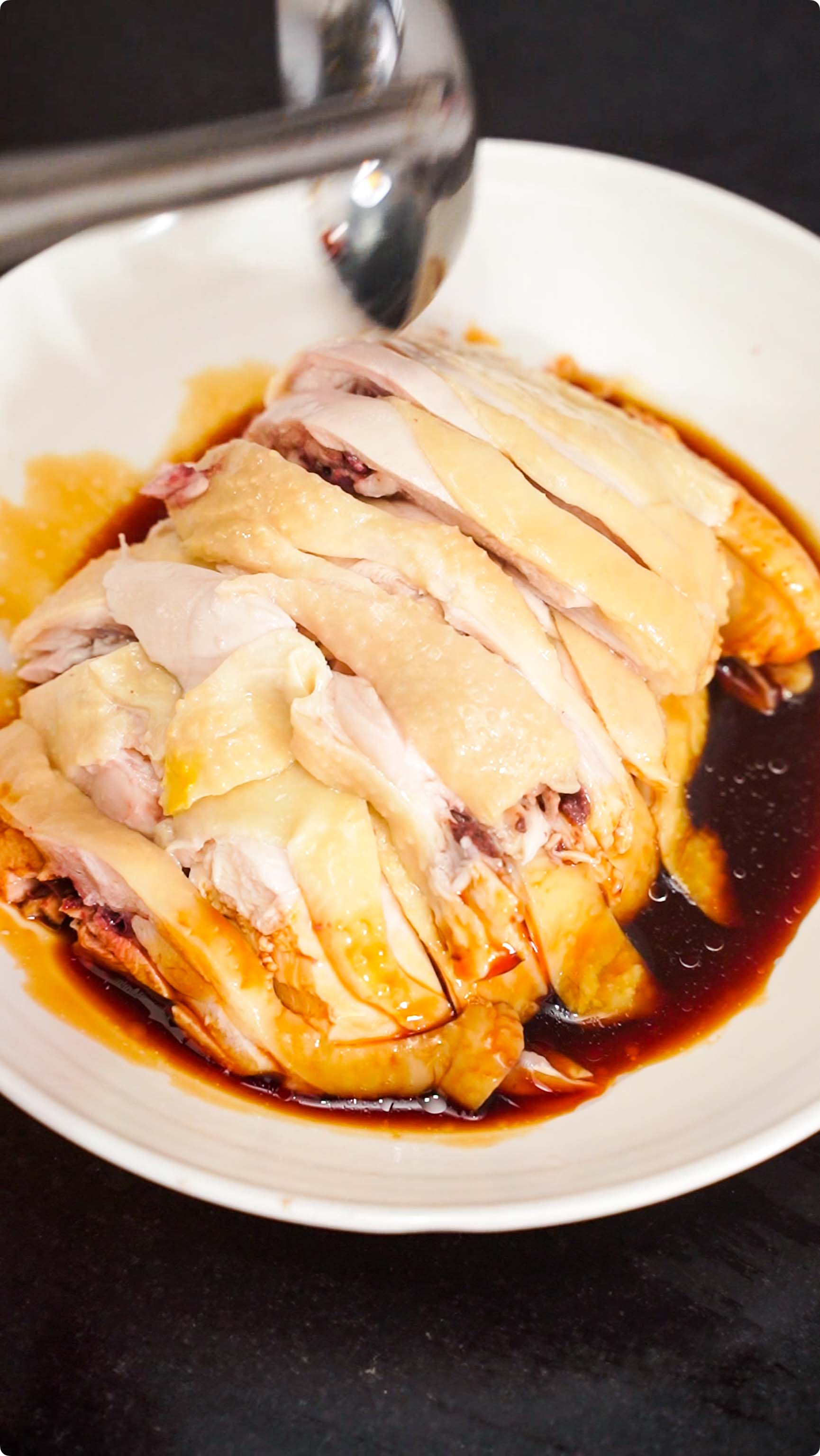 大厨教你做白切鸡视频,白切鸡这样做皮滑肉嫩超简单学会