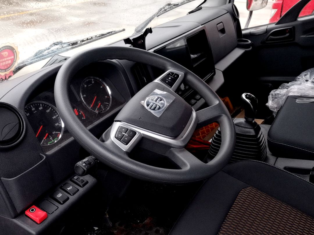 十堰龙信国际汽车城东风小康,十堰龙信国际汽车城二手车过户