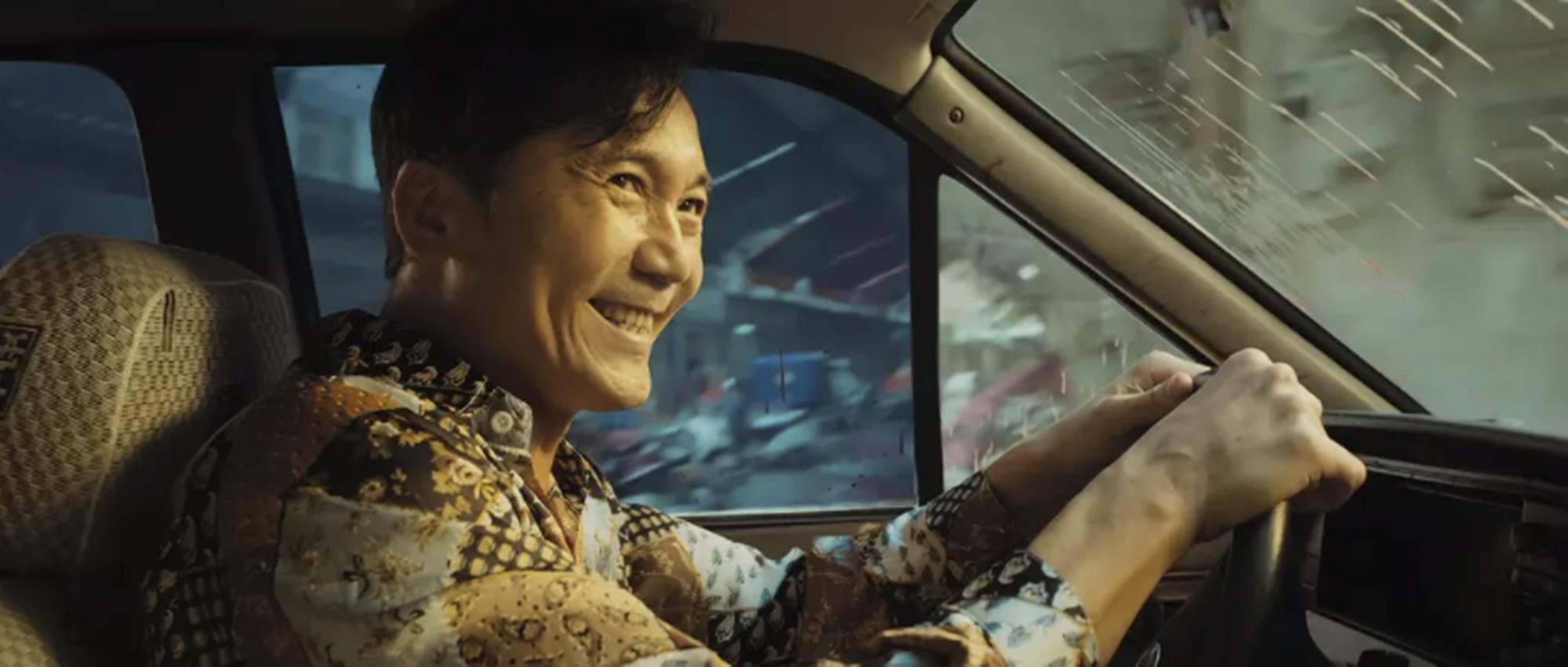 邹兆龙靠哪部电影可以得一辈子钱,51岁的邹兆龙近照