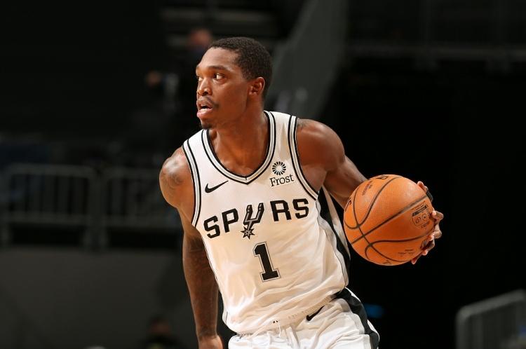 湖人队交易欧文最新消息,湖人最新消息欧文加入湖人的时间