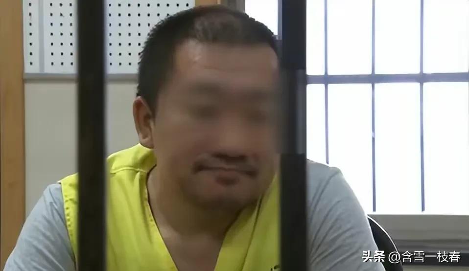 妻子家中遇害丈夫却被警方怀疑,妻子遇害10年后丈夫认出凶手