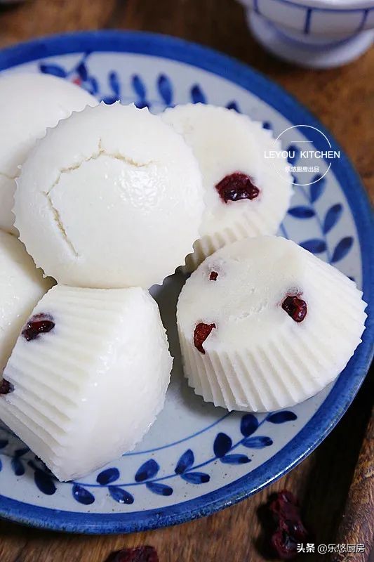 一斤米糕怎么做又蓬松又白又软,酒酿米糕蒸好后难脱模是什么原因