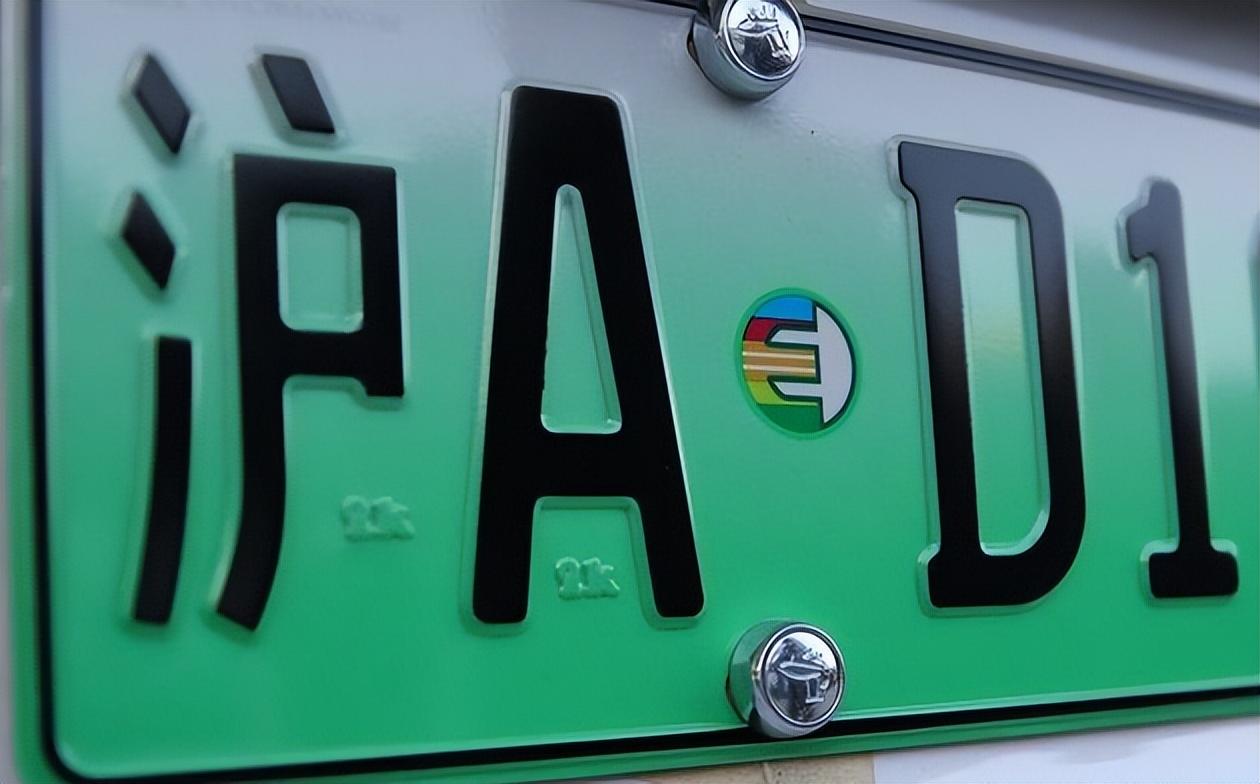 现在最值得入手的燃油车有哪些,今年燃油车销量排行榜前十