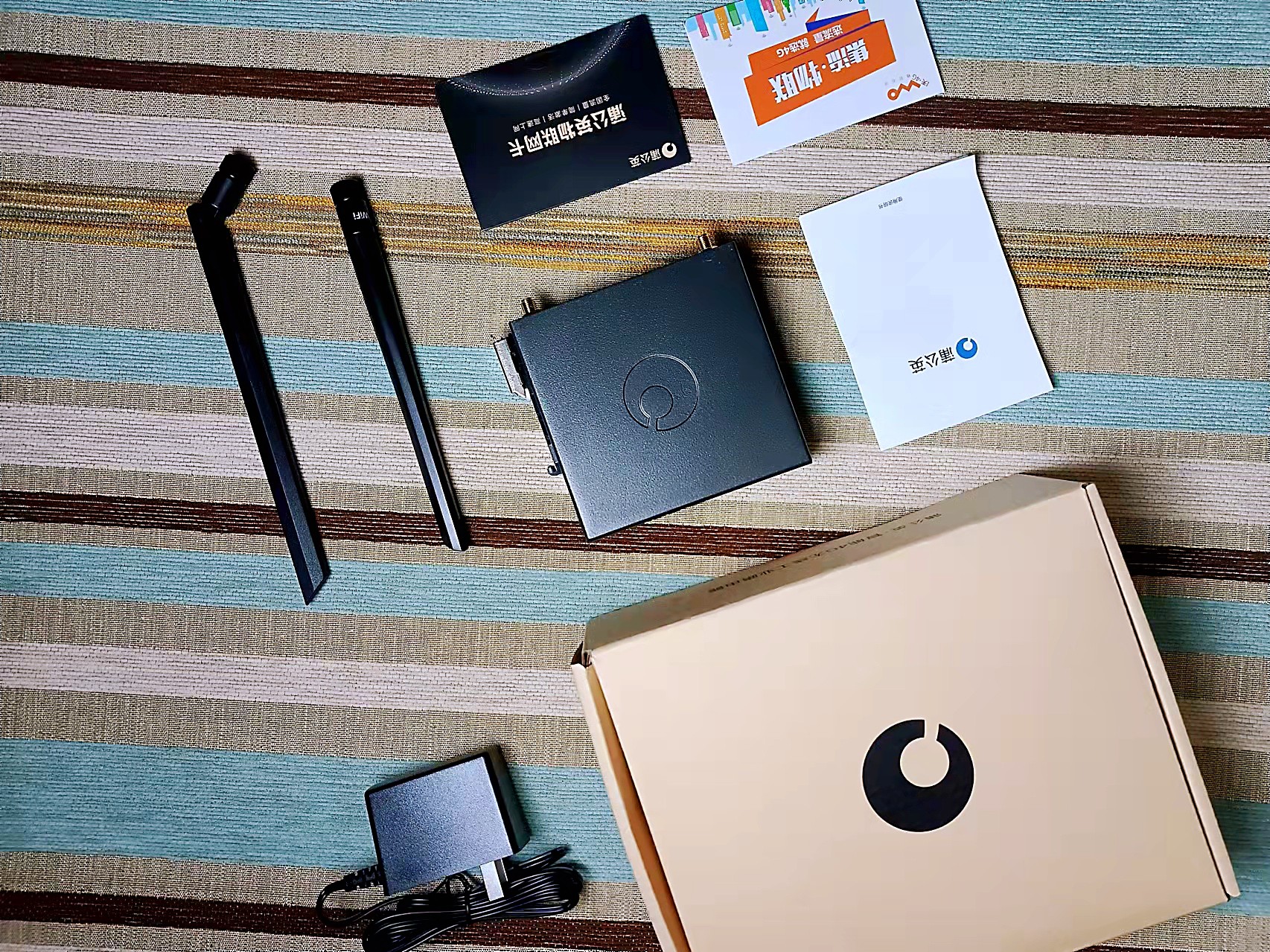 蒲公英4G插卡无线路由器,蒲公英4g工业路由器带电视卡吗