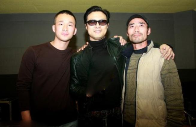 旭日阳刚2017年现状,旭日阳刚对汪峰什么看法