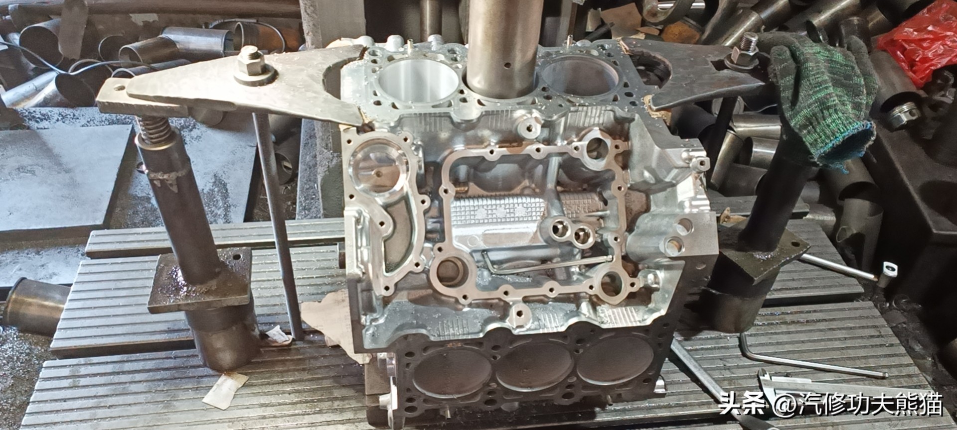 不坑穷人的好车视频,19款奥迪q73.0t烧机油大修全过程