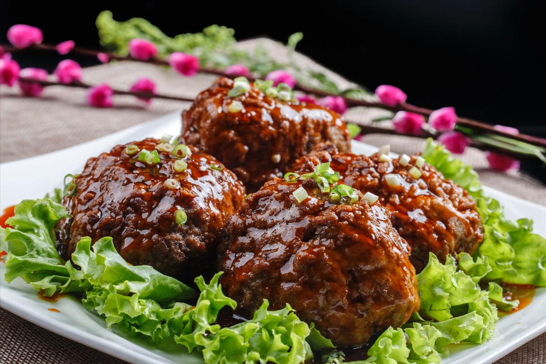 四喜丸子和狮子头是一样的吗,明明就很像但就是看不出哪里像