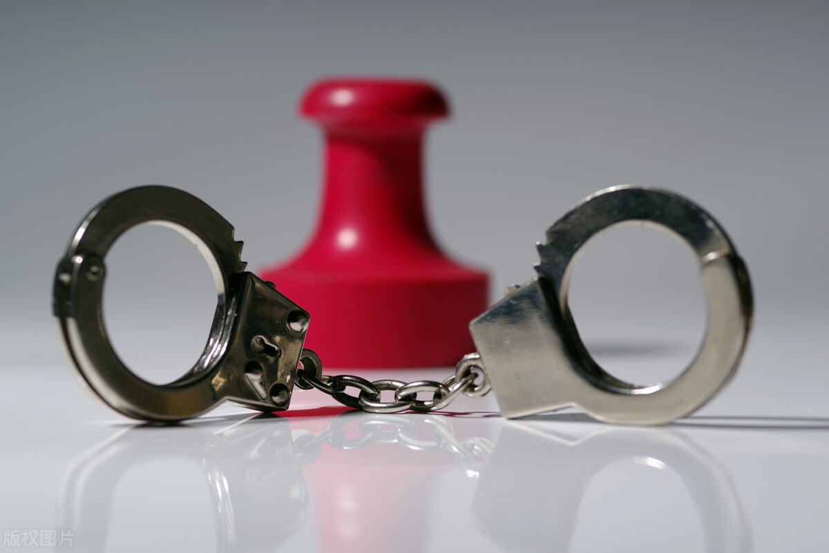 老赖欠钱不还什么情况下可以拘留,老赖欠钱不还满2万判7年