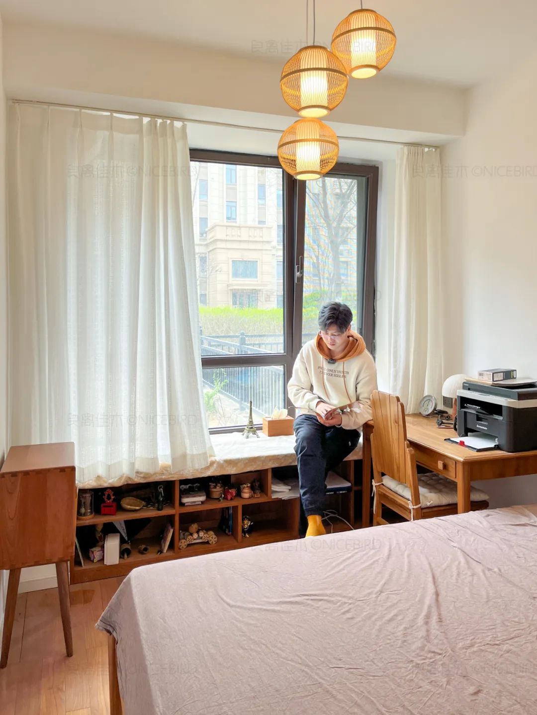 山东又上一分！烟台业主新古典风格客餐厅，樱桃木真的很温润