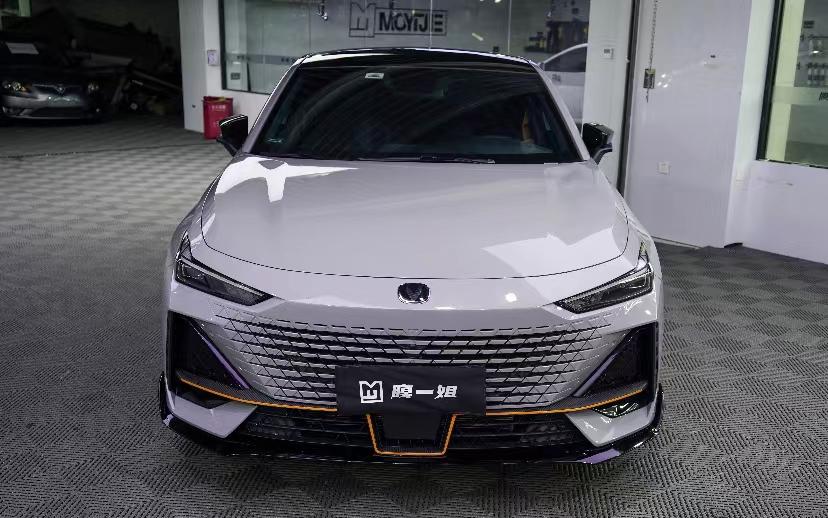 正规的汽车贴膜车衣一般多少钱,汽车贴膜一般多少钱自己贴