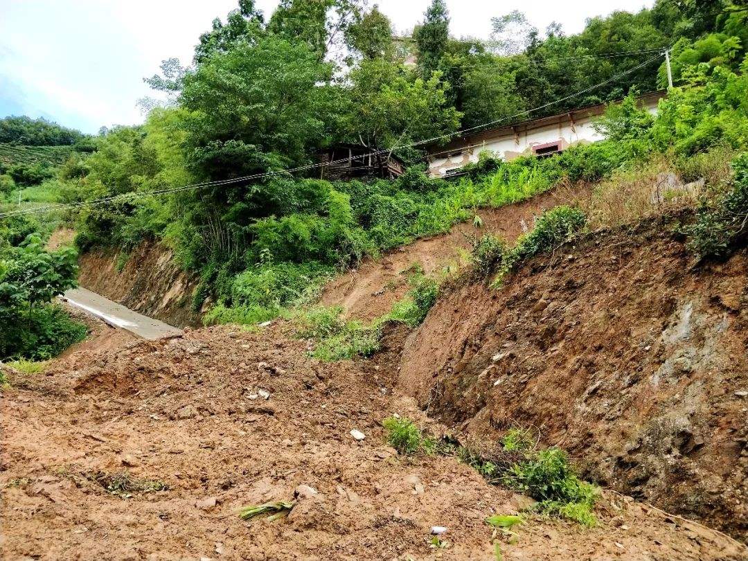 泥石流监测预警系统硬件设备,监测预警山体滑坡使用什么方法