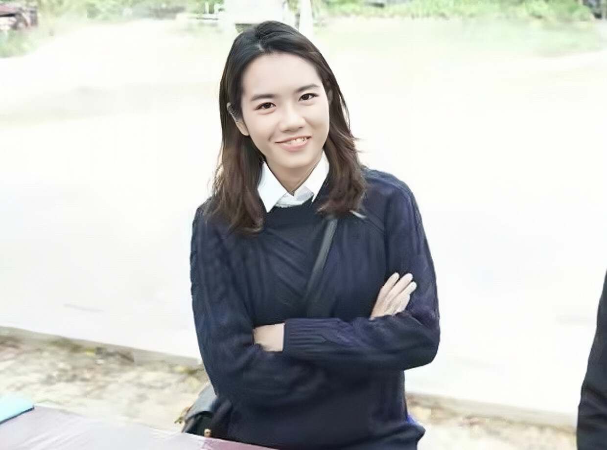 香港富豪别墅出售,香港富二代卖楼