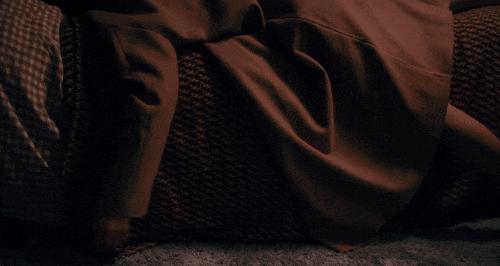 尺度炸裂全无删减，情色充斥竟*欲情**全无？穿过性，她终于学会爱