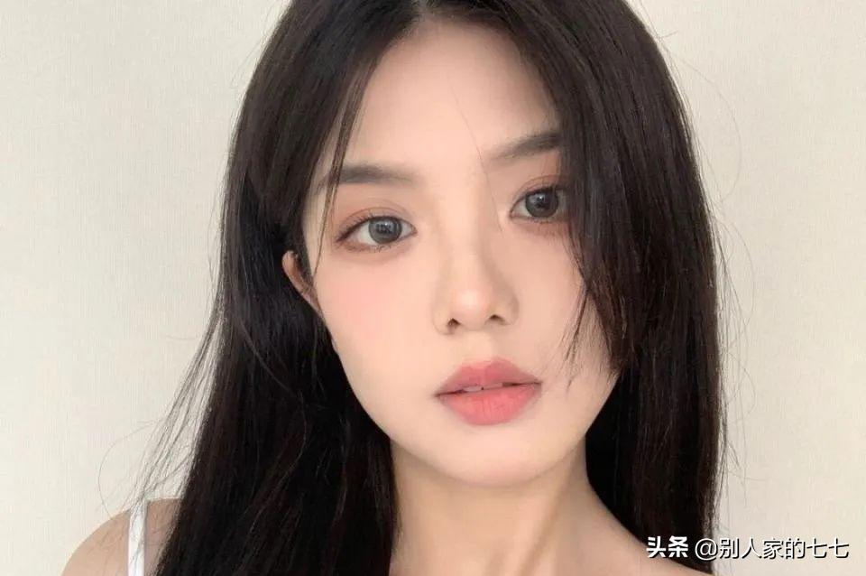 高情商女人套路男生聊天技巧,高情商女人套路男人方法