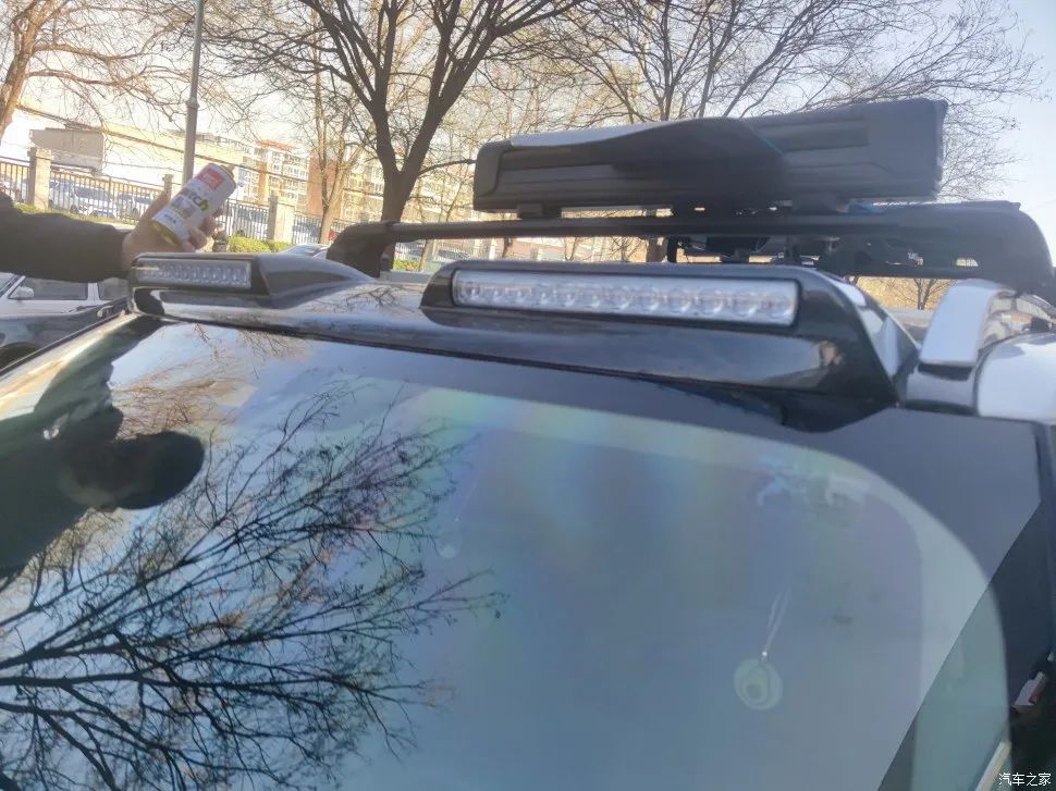 路虎发现5加装前探照灯,路虎发现五大灯测试