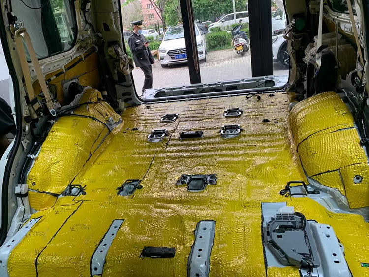 丰田酷路泽隔音改装哪家好,丰田兰德酷路泽全车隔音施工