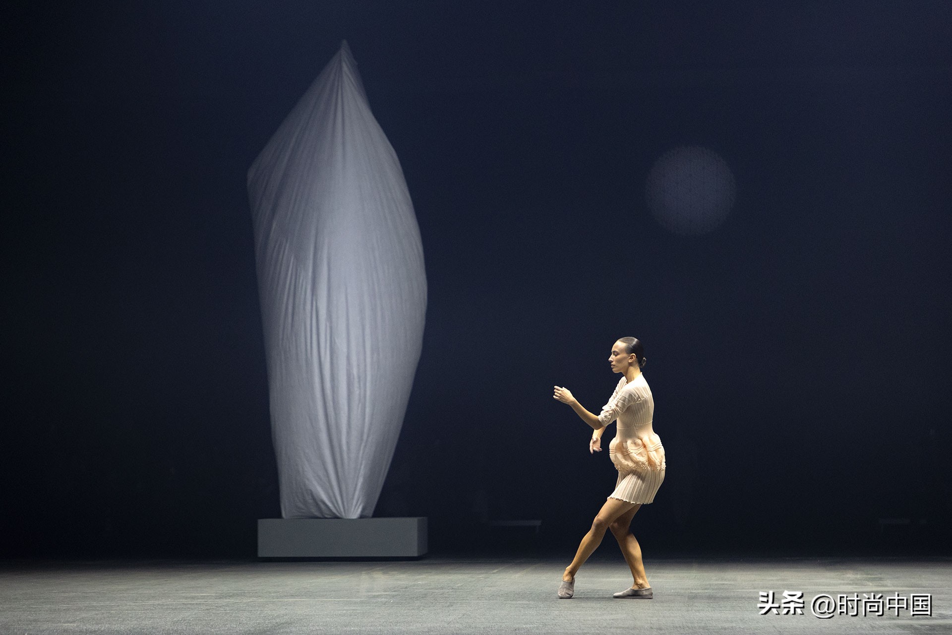 时尚发布|ISSEYMIYAKE2023春夏系列AFormThatBreathes