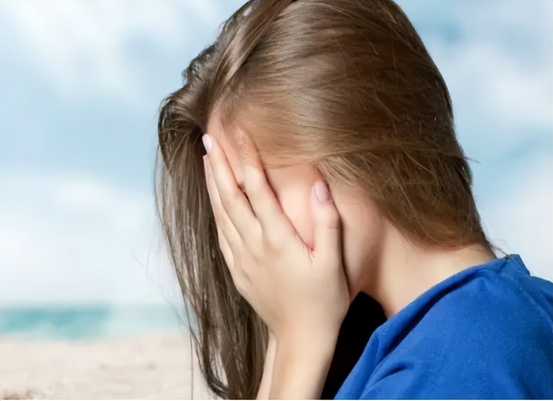 女大学生贪慕虚荣被骗,女大学生贪慕虚荣以为真爱