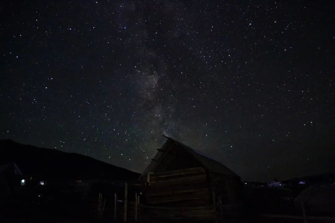 国内最值得自驾的七条绝美路线,此生必去的中国100个攻略