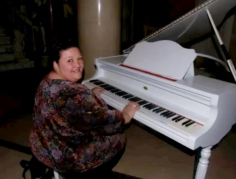 欧洲姑娘嫁中国山东小伙,欧洲姑娘嫁山东小伙培养两个女儿