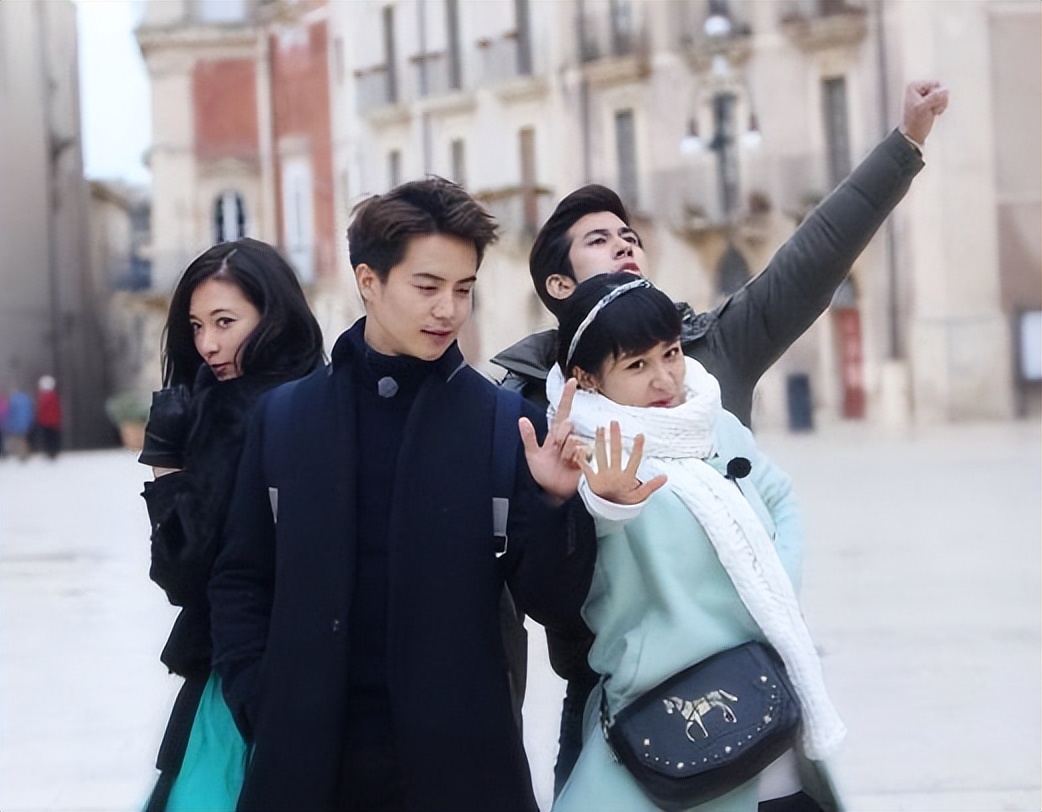 杨紫富婆,杨紫从资本弃女到十亿福星的逆袭