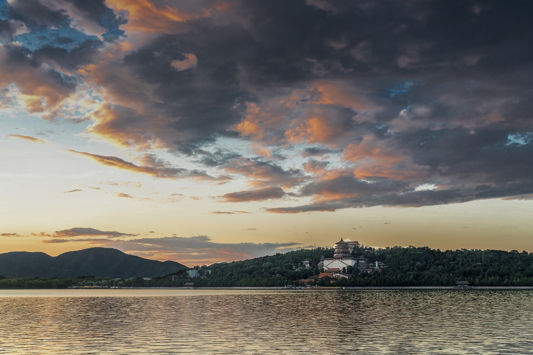 走颐和清漪，赏皇家园林之十一：昆明湖东堤（修订版）