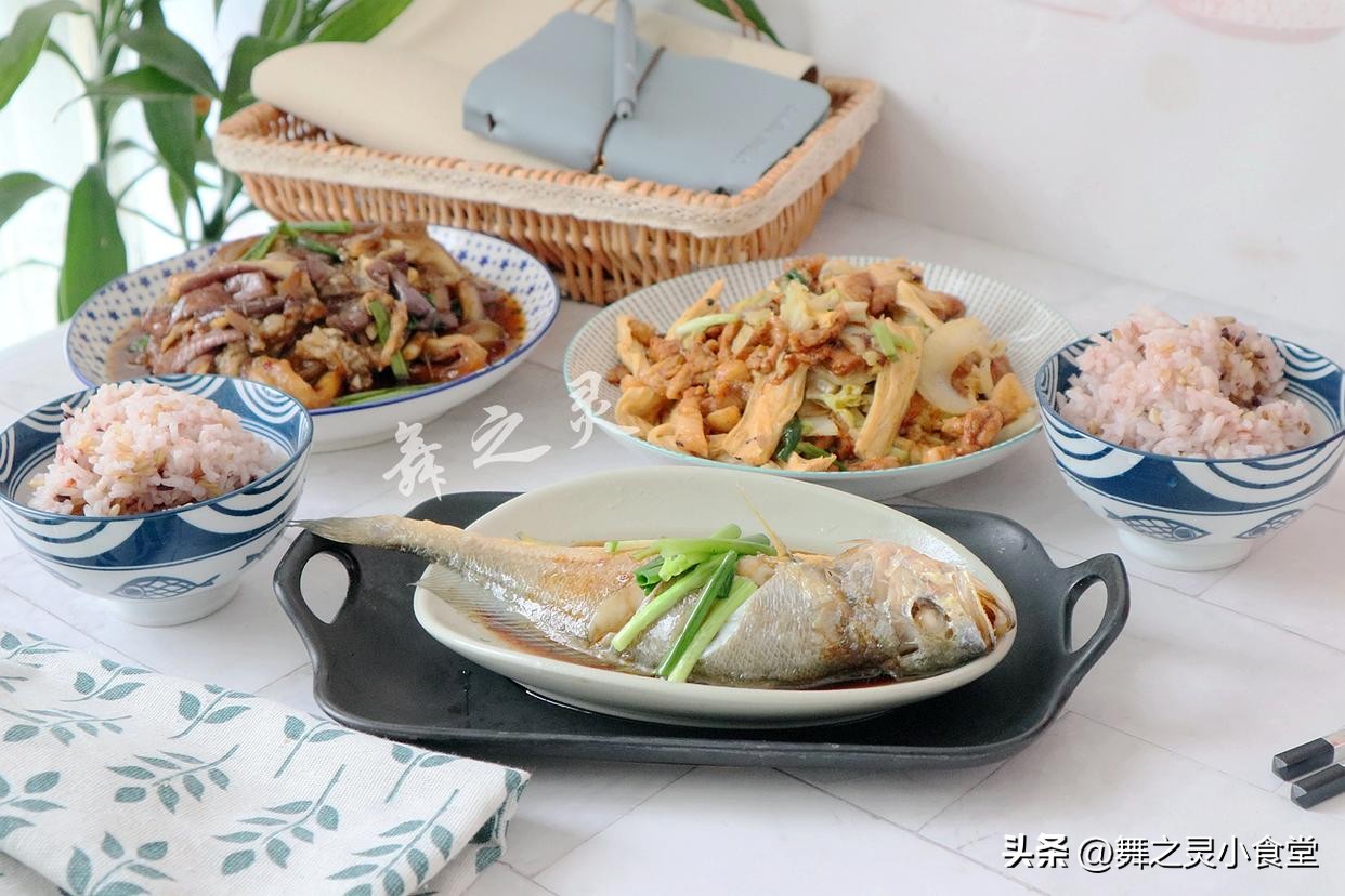 晒晒我家的午餐5个家常菜,午餐30天不重样菜谱一家三口的