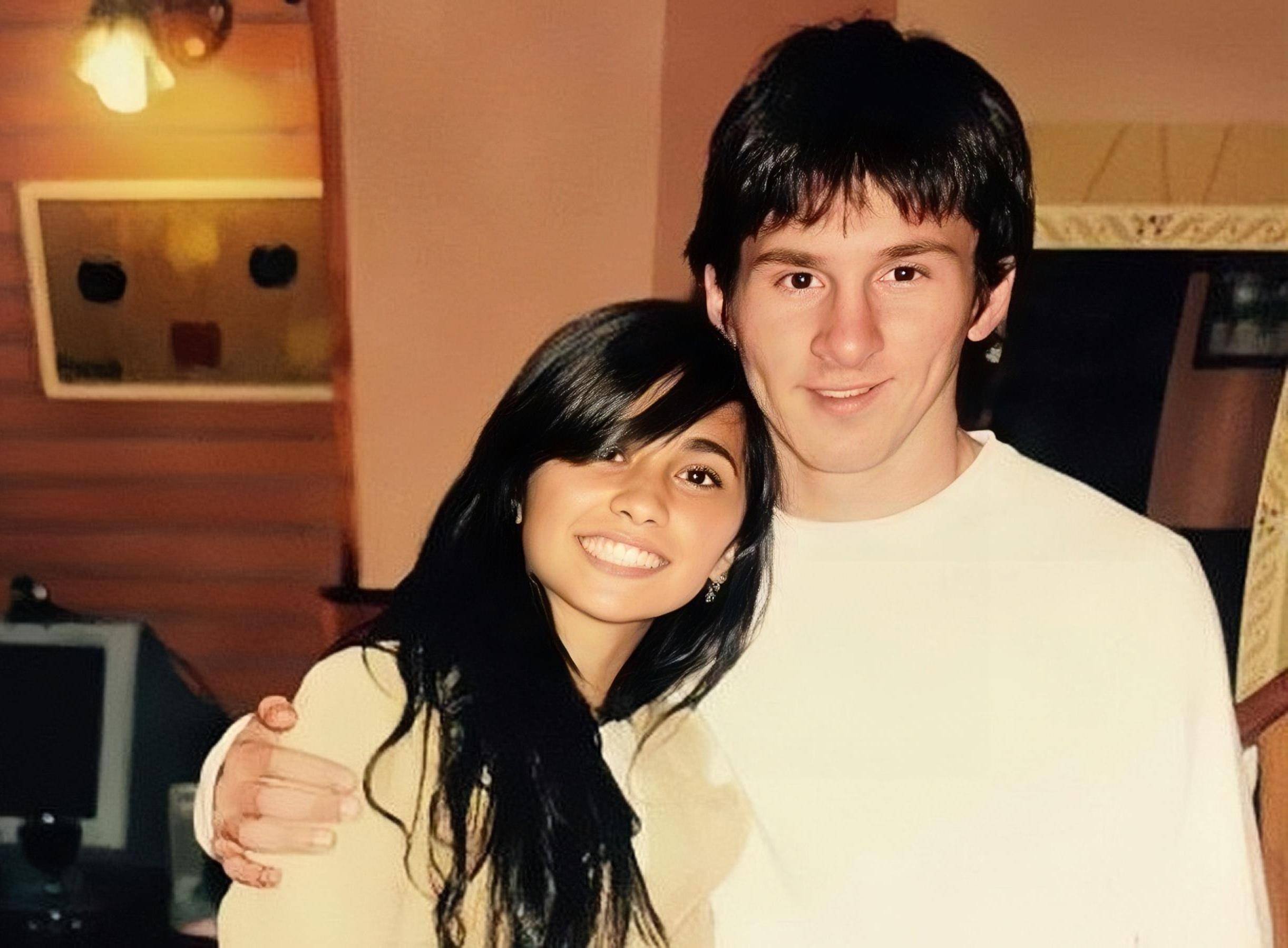 梅西感情史,梅西苏亚雷斯爱情故事