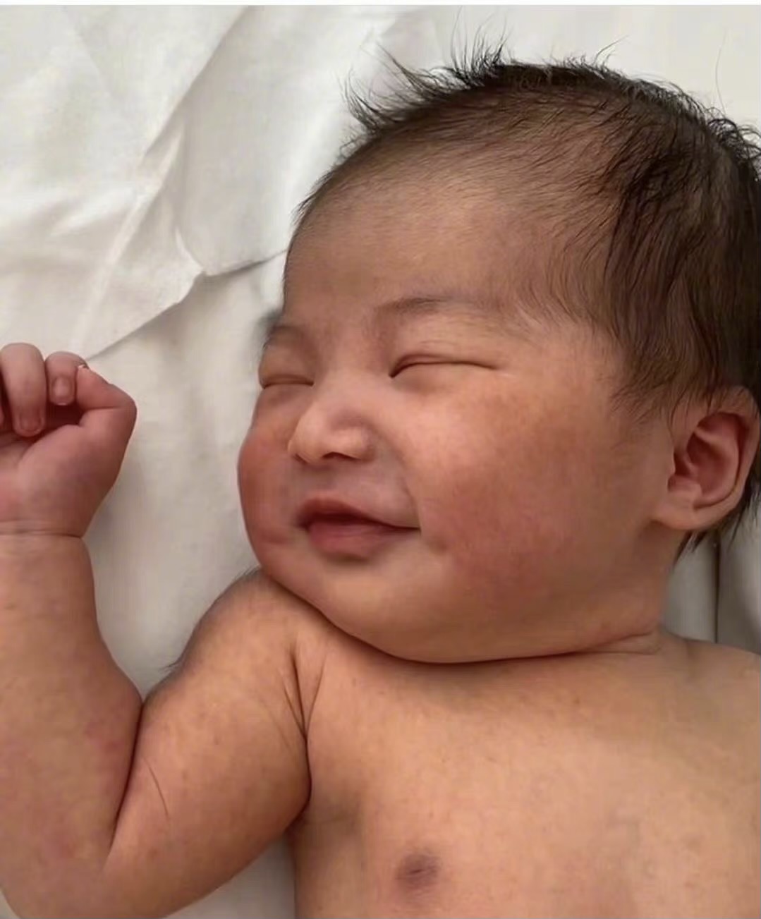 娱乐圈十大甜蜜婚礼亲吻,娱乐圈十对明星夫妻婚礼