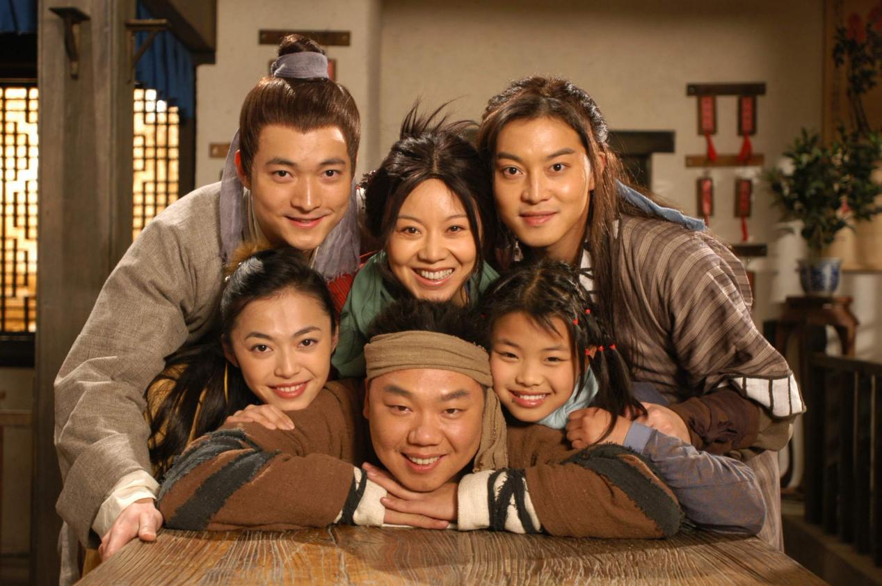 同样是演吃饭,把杨紫和杨洋、鞠婧祎放在一起看,差距就出来了