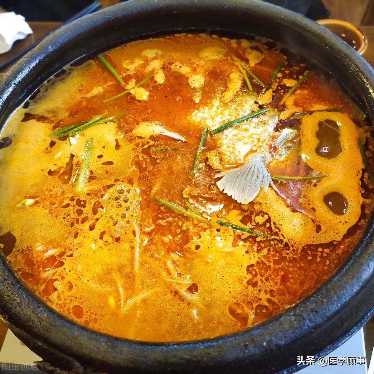 酸汤鱼的酸汤分哪两类,凯里酸汤鱼的酸汤做法