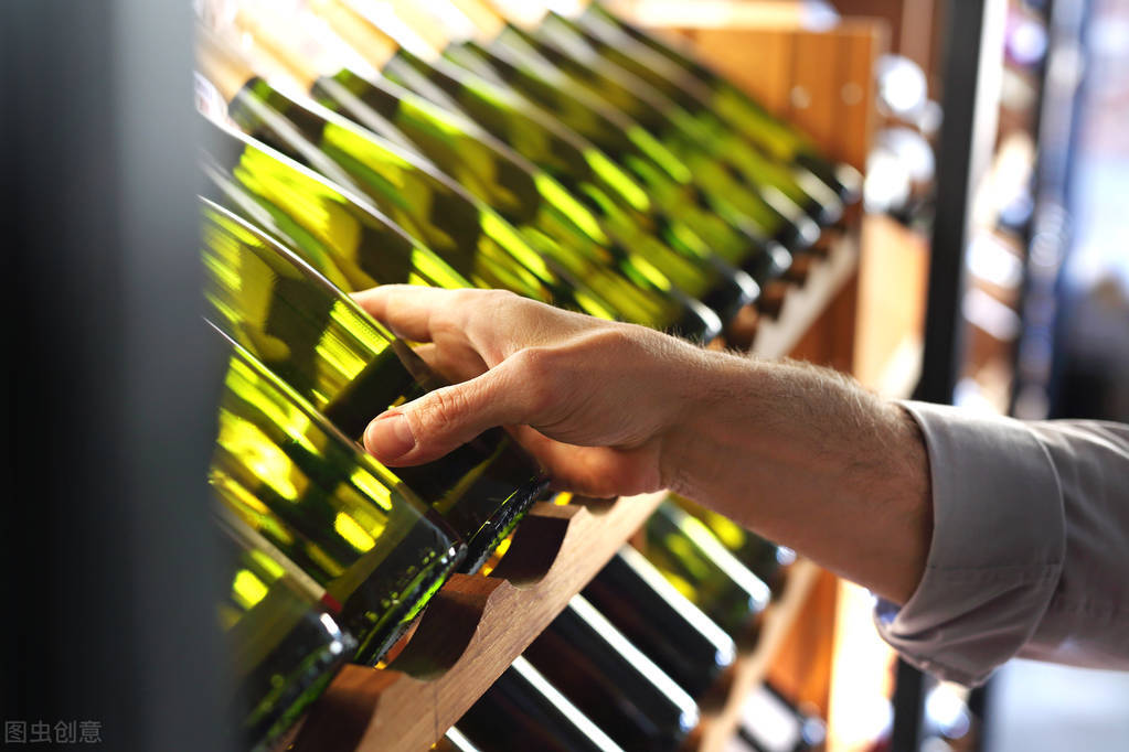 00后卖红酒,00后卖酒创业