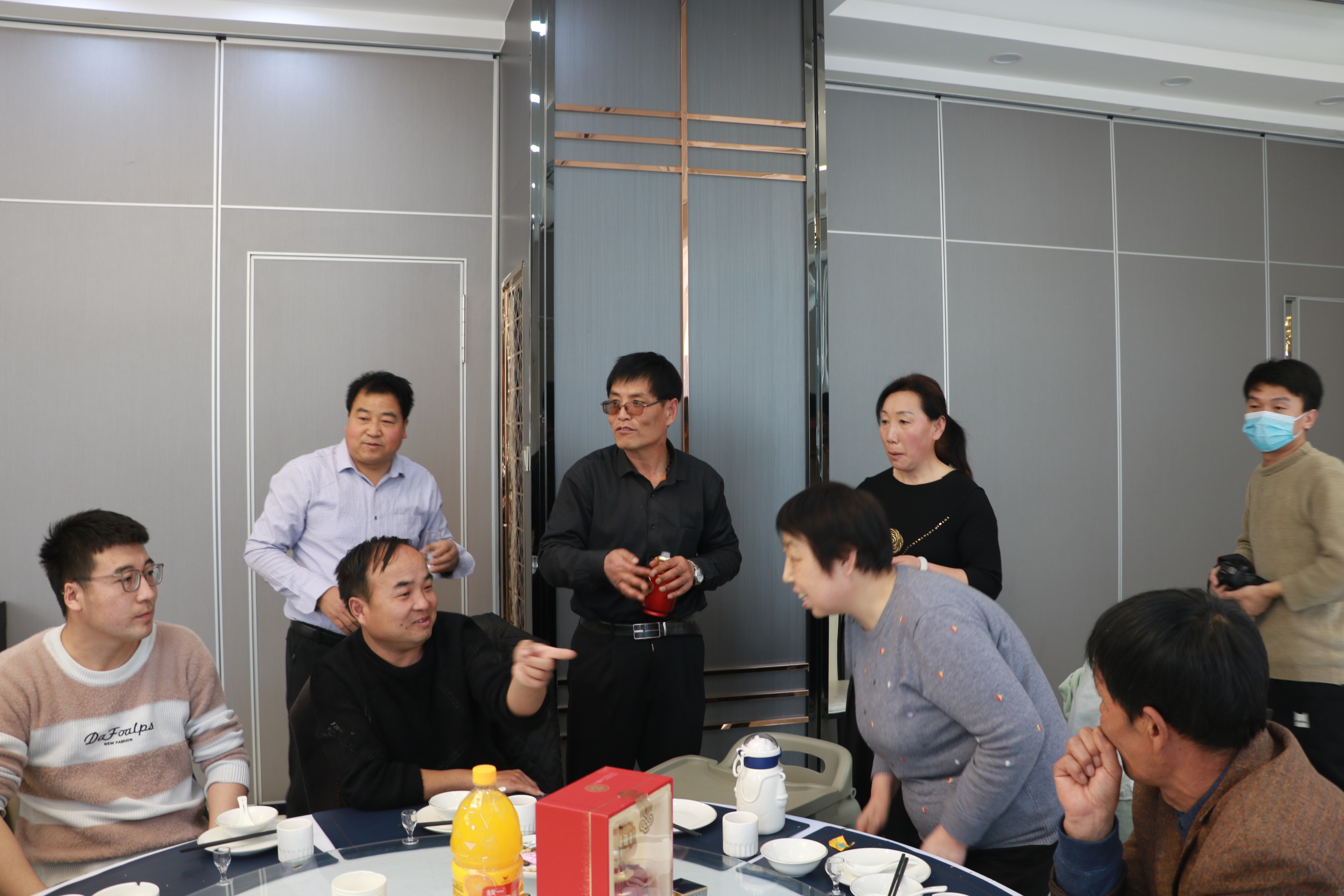 订婚有哪些风俗习惯,传统订婚习俗有哪些讲究