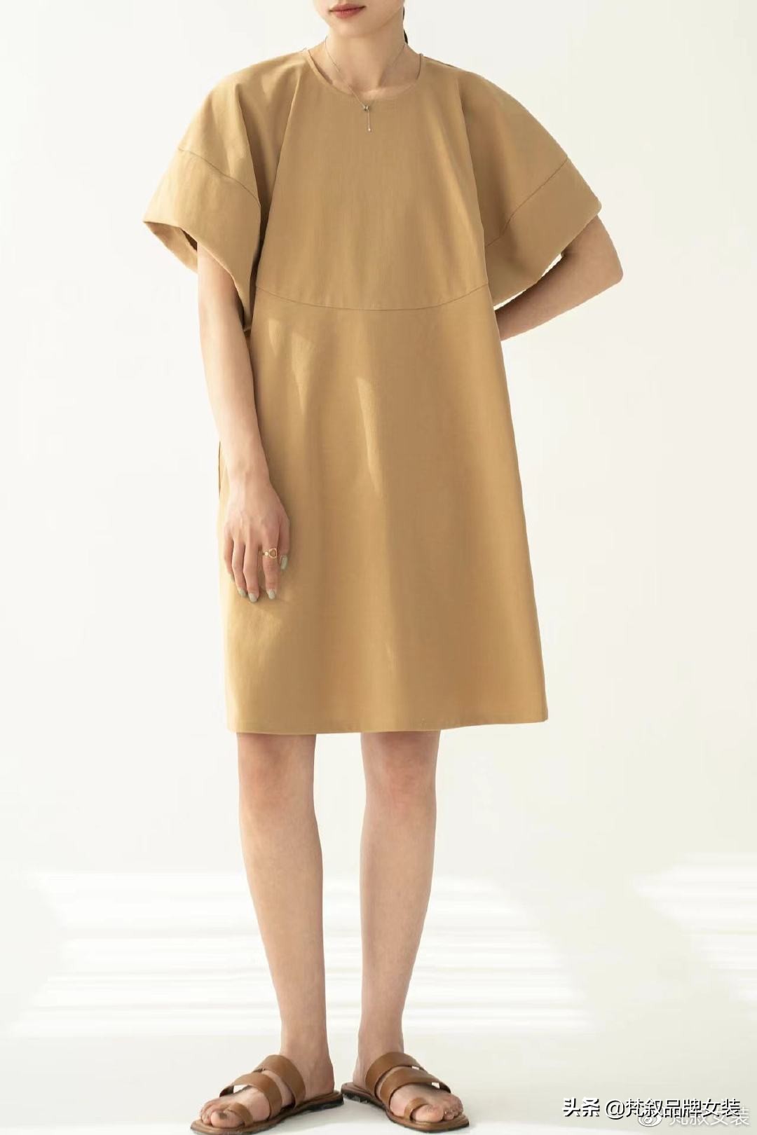 梵叙女装卫衣,阜新梵叙品牌女装集合店