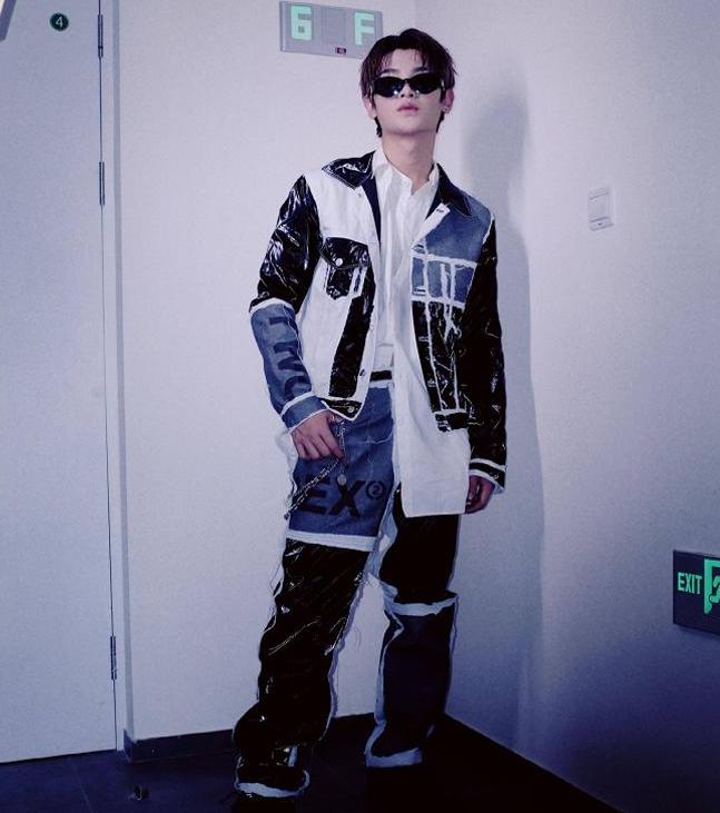 鹿晗潮牌服饰遭吐槽原视频,鹿晗卖货爆火